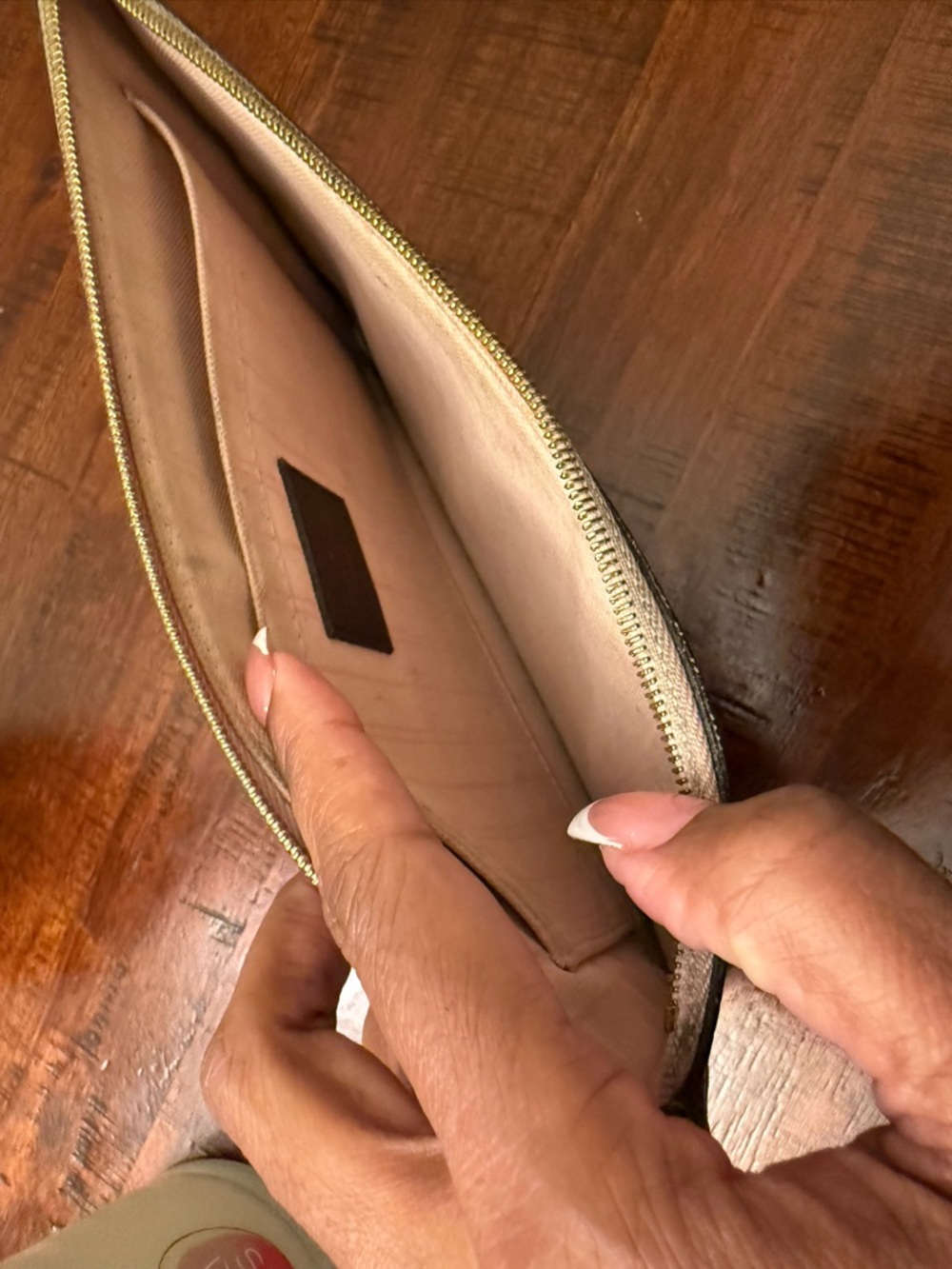 Louis Vuitton Damier Ebene Neverfull GM Pochette/Wrist Wallet Authentic - Picture 11 of 14